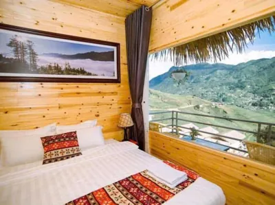 Zimmer mit Kingsize-Bett und Bergblick — Mường Hoa Hillside Homestay